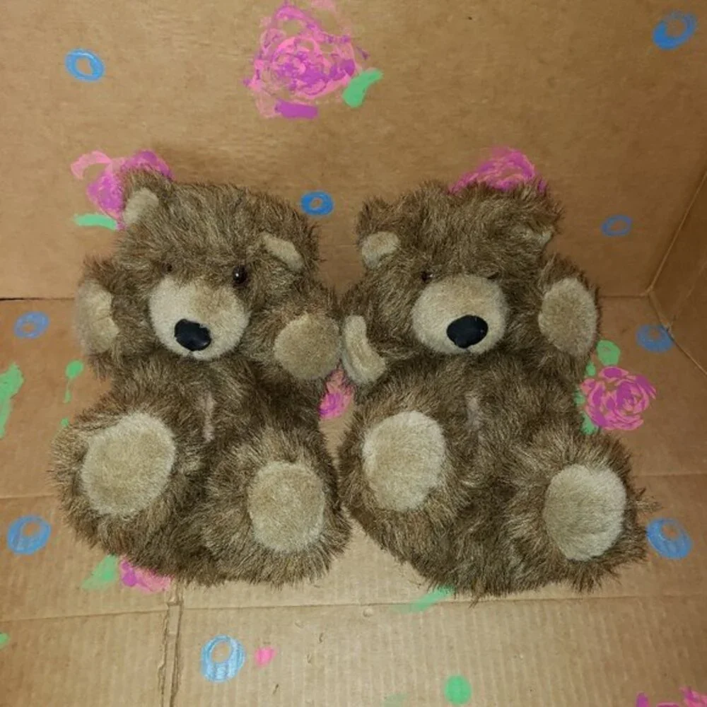 SOUND MATES TEDDY BEAR SLIPPERS SIZE M (2-3)